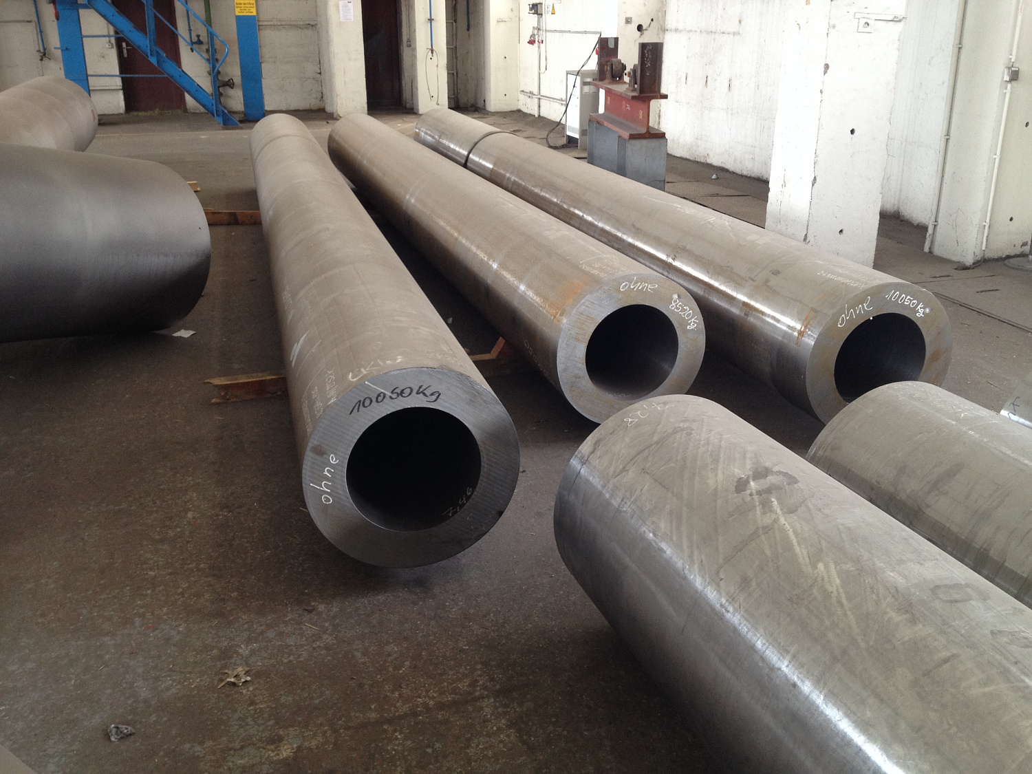 Pipes and pipeline supply from abroad