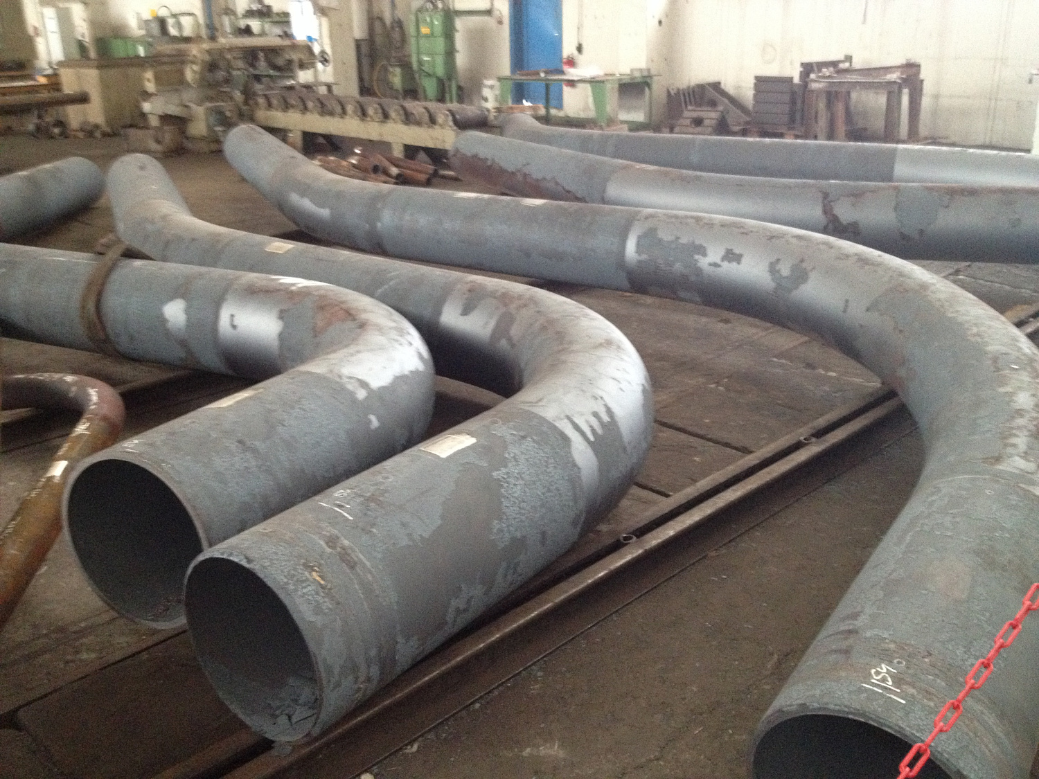 Pipes and pipeline supply from abroad