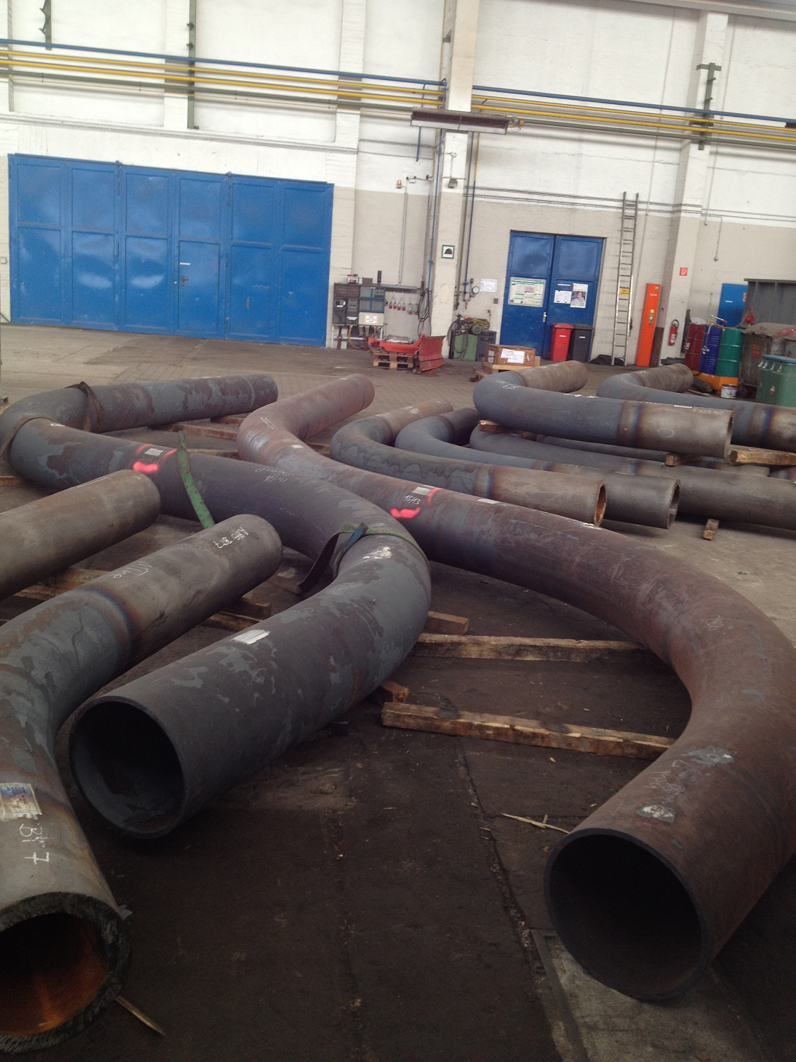 Pipes and pipeline supply from abroad